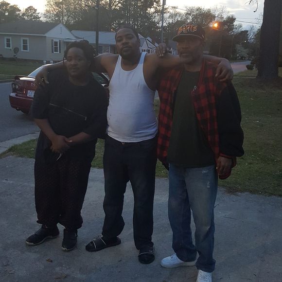 Meet your Posher, Lorenzo - Picture 1 of 1